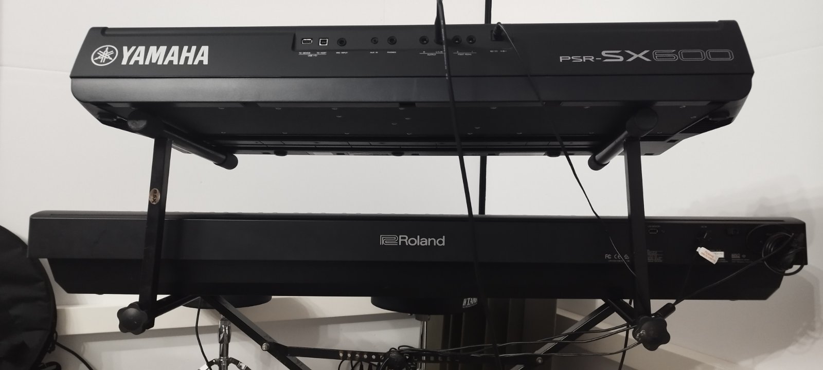 yamaha psr sx 600 roland fp30