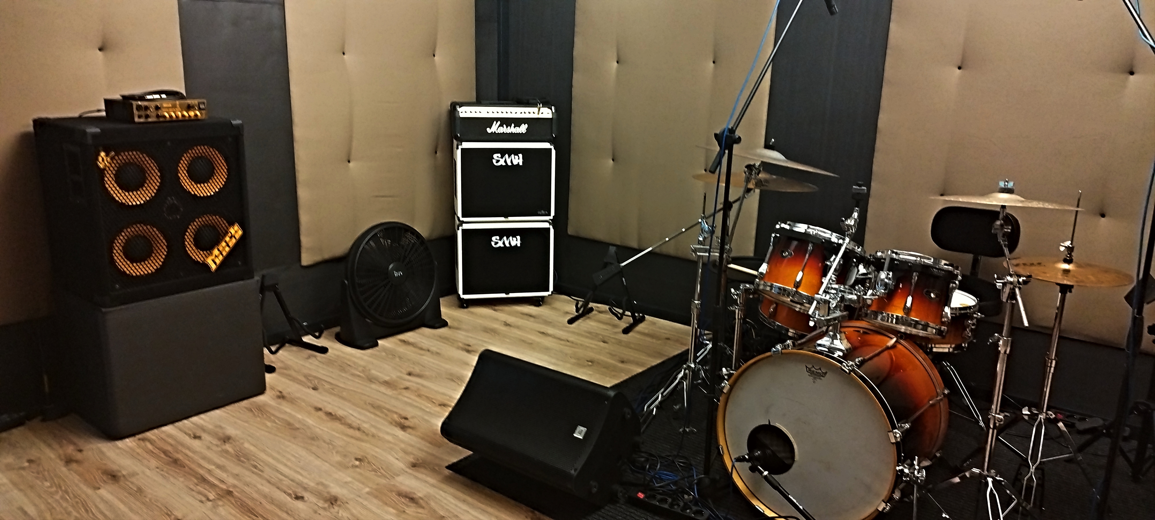 recording studio Pireas
